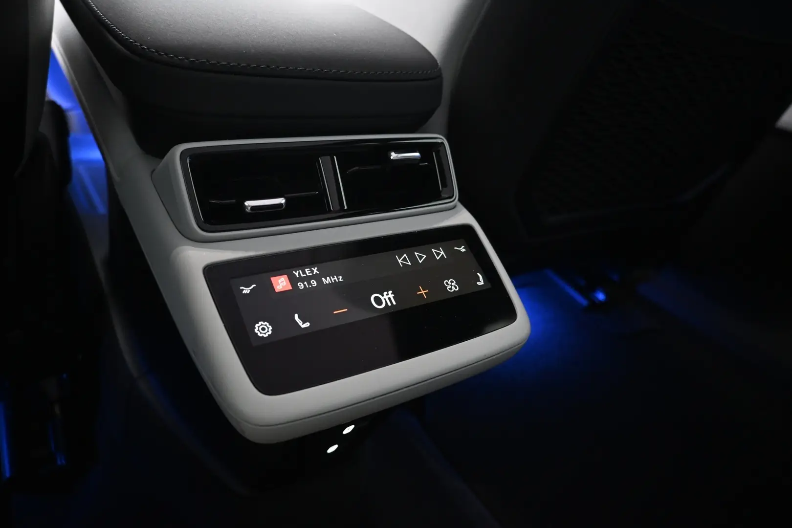 Car Image - 5rzccZlb9hx0uPB5pV7804