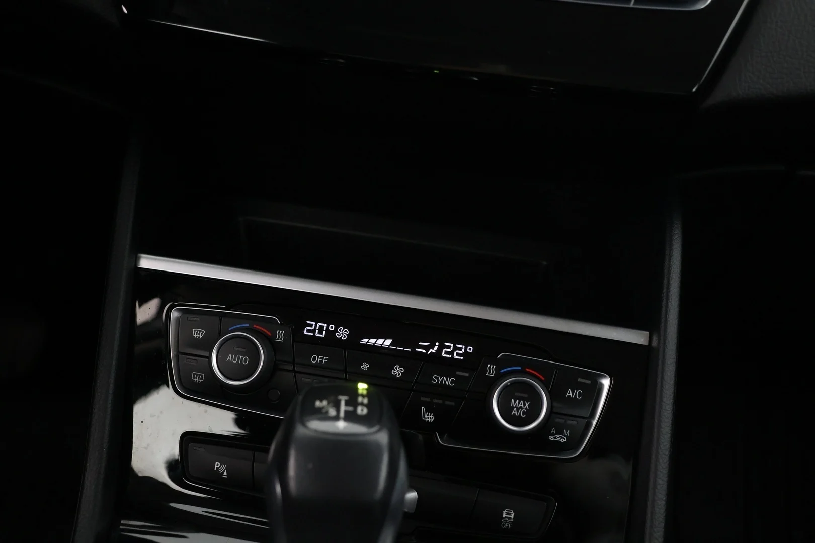 Car Image - 1y20b231b0XKQbh3hD7yBT