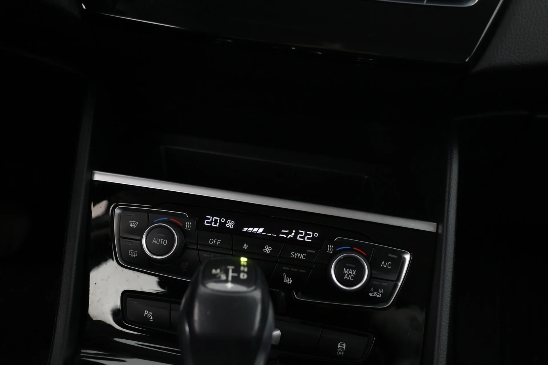 Car Image - 1y20b231b0XKQbh3hD7yBT