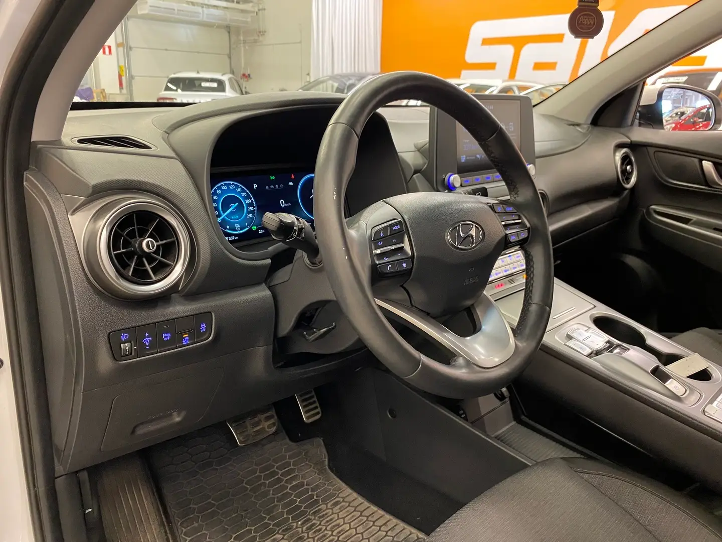 Car Image - 3Op5XNjLzVi8AiK4qazNKc
