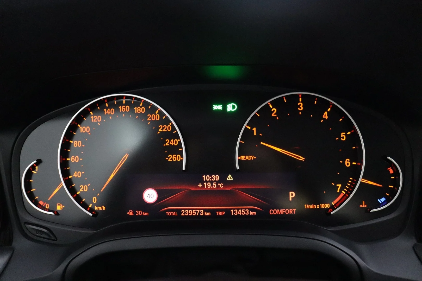 Car Image - BOyrKmtdIpb0hguxJewf3