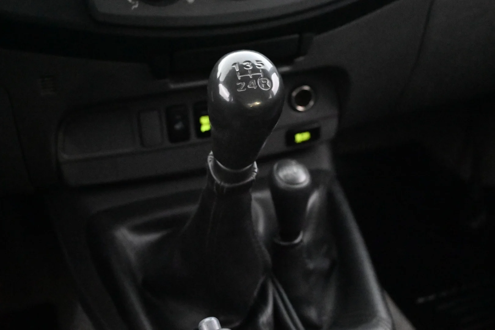 Car Image - 6LGWrBjHLPz78if3Z0cD3u