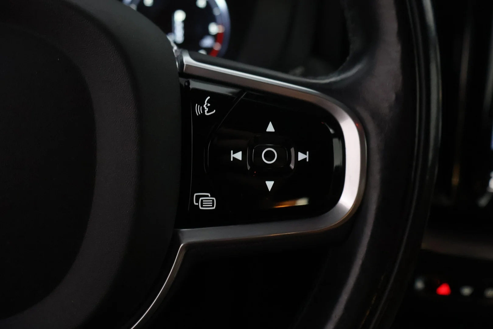 Car Image - 1QgAhyHg0qIpGaOUbyPy9s