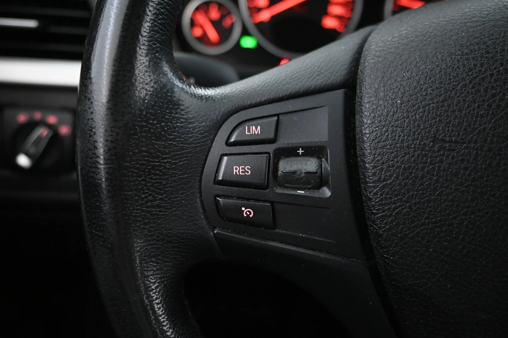Car Image - jasDQYNhsuYeSP0L7TNI1