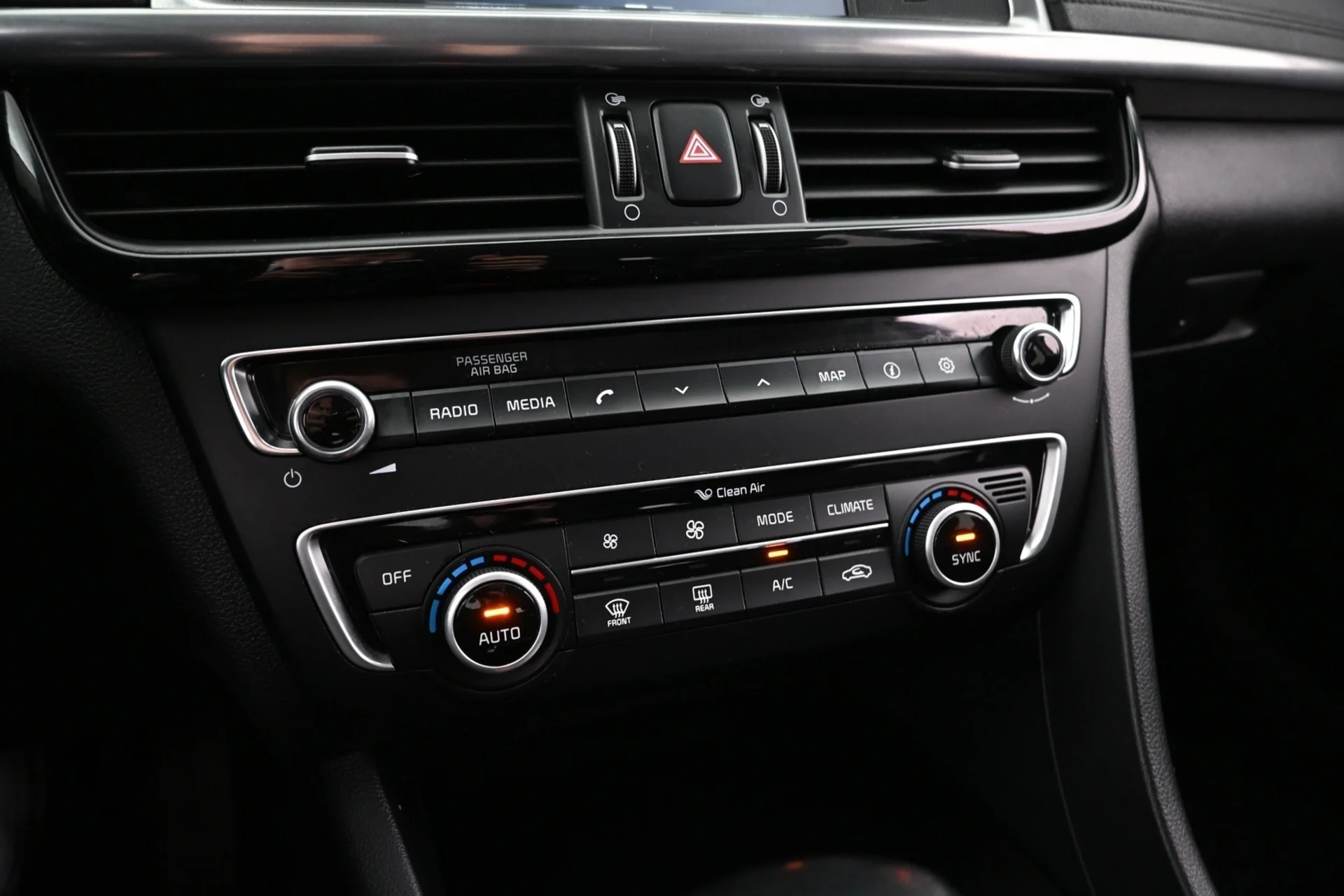 Car Image - 6wspHWL64cXlfoXK9TyIdr