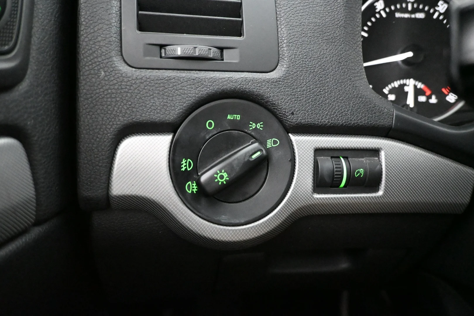 Car Image - 75MhRN1dHfgi64CAg0T1ty