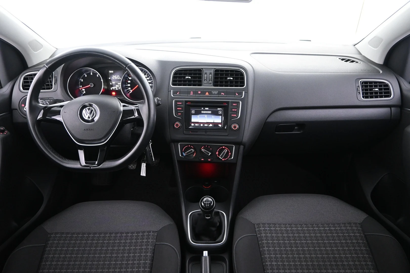Car Image - 1rSSTfymEKe6LGIt0KPsw7