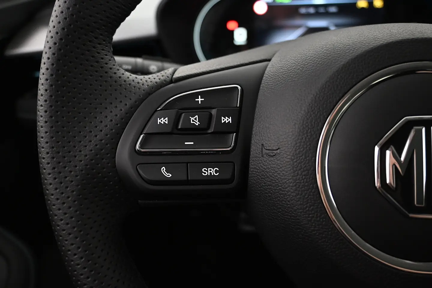 Car Image - 3ep1j7HUc3a6TjGtDh9c3I