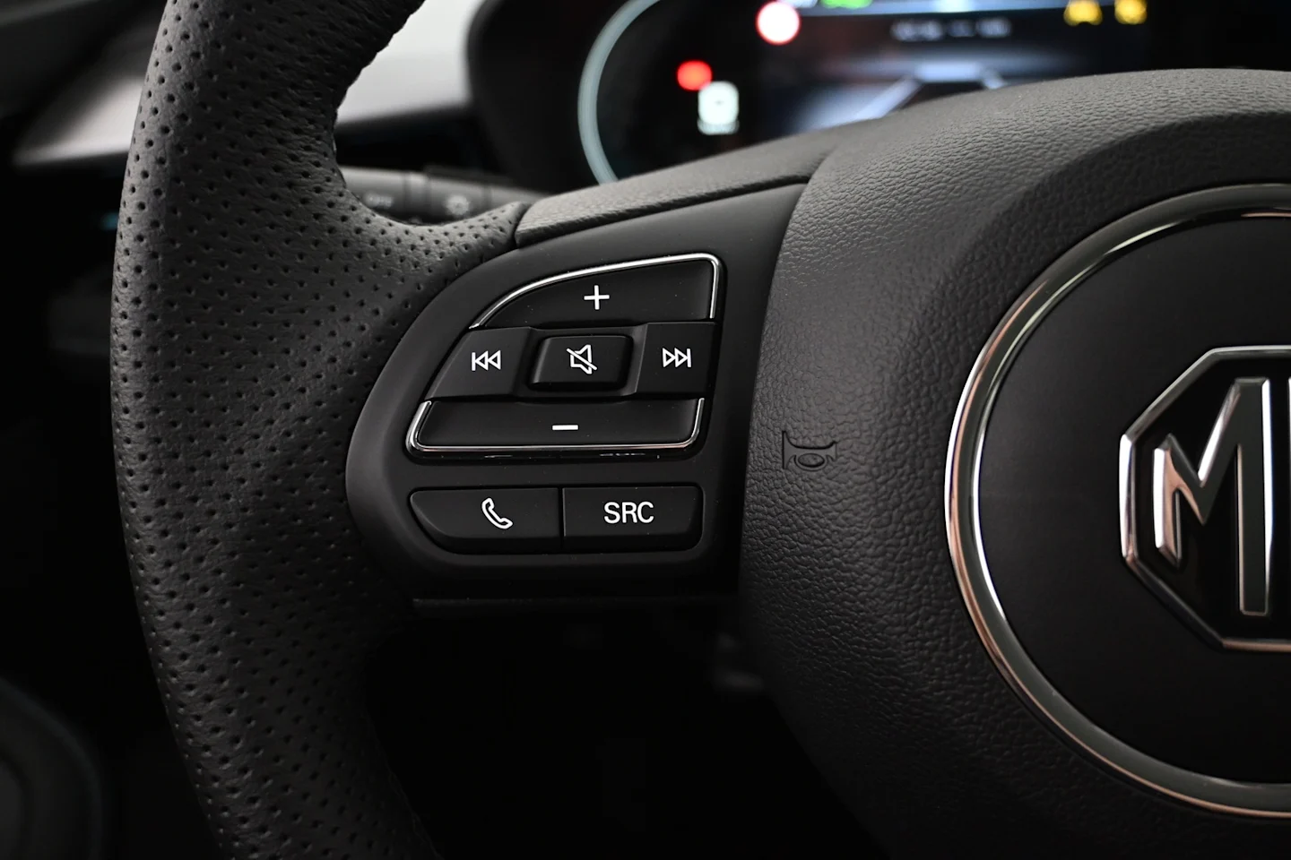Car Image - 3ep1j7HUc3a6TjGtDh9c3I