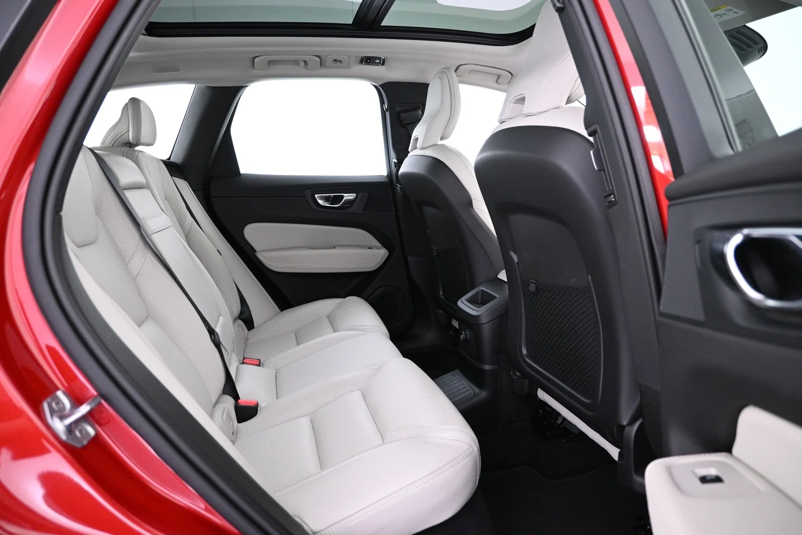 Car Image - 2nSnpbEe0d3EEfYAhOtKi2