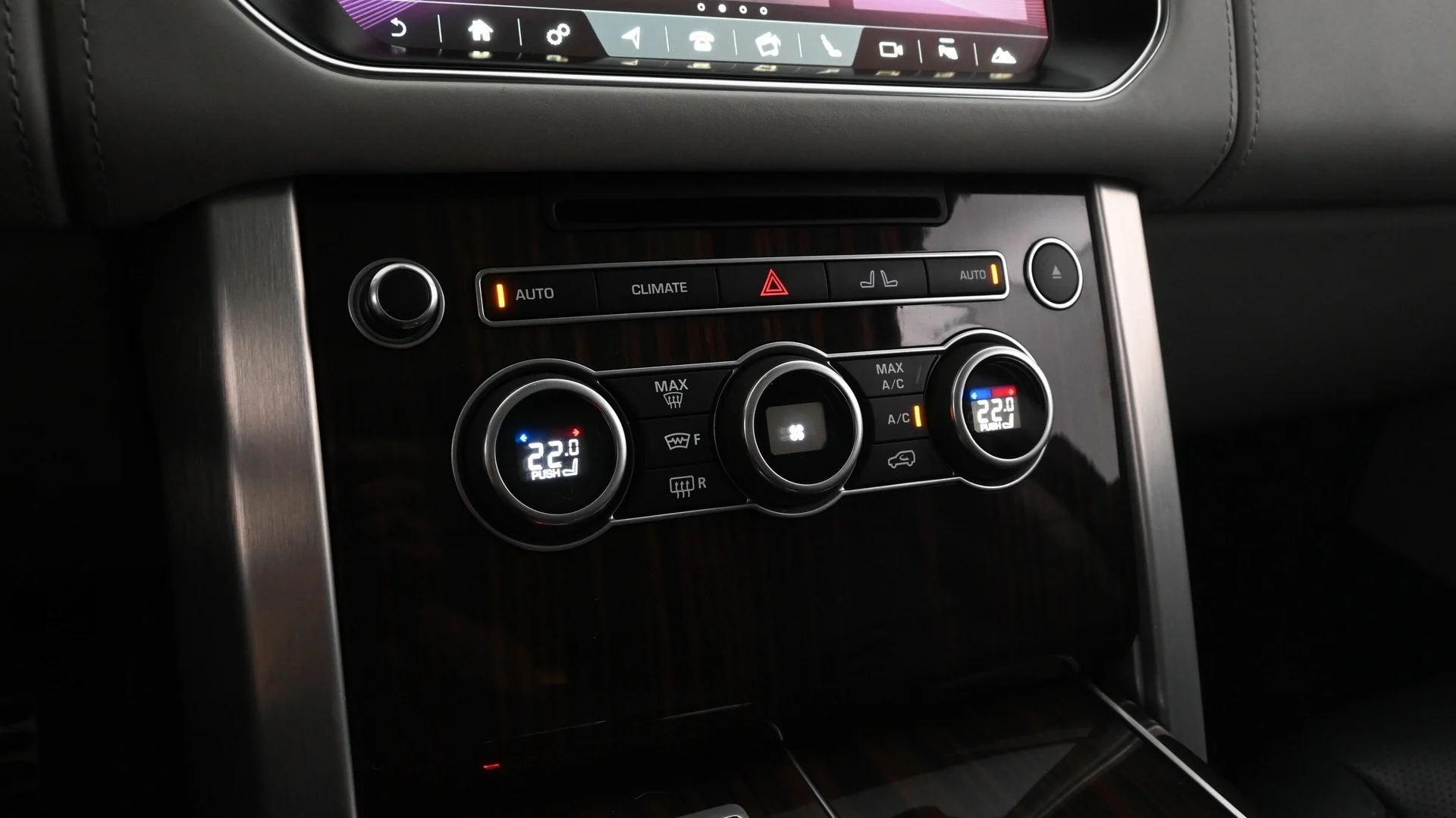 Car Image - 1WG56KSwSB8yQc2U02Q44h
