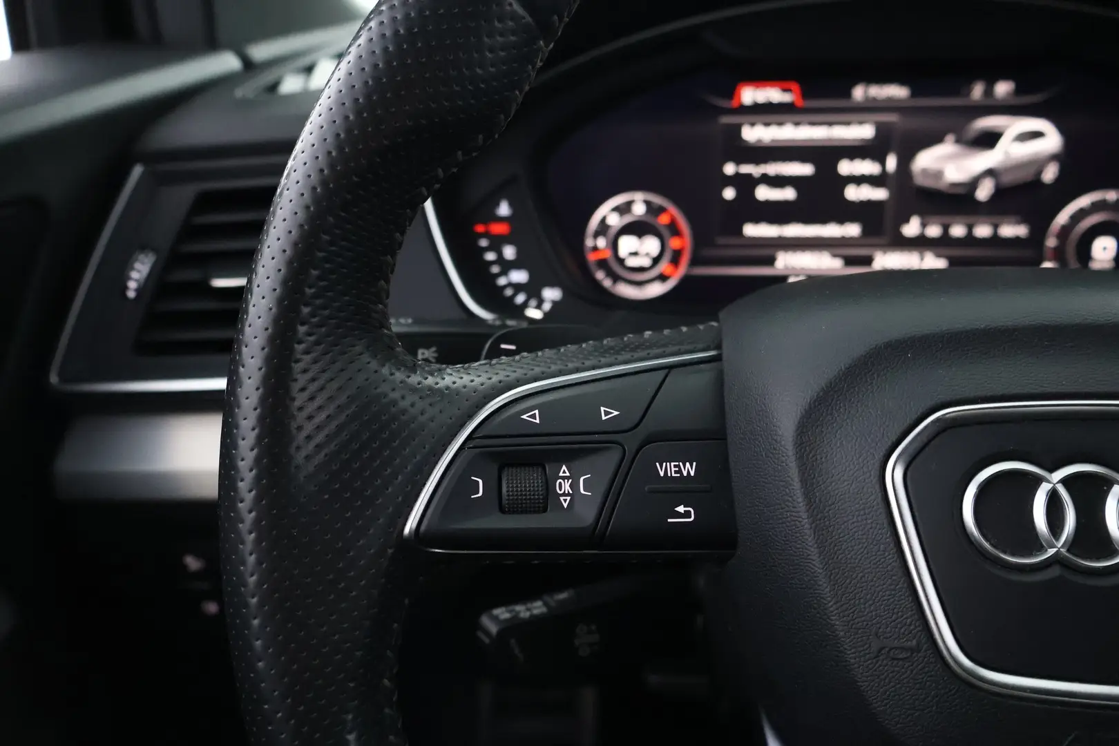 Car Image - 7vWHbXdY8XysvQHYSHb9uy