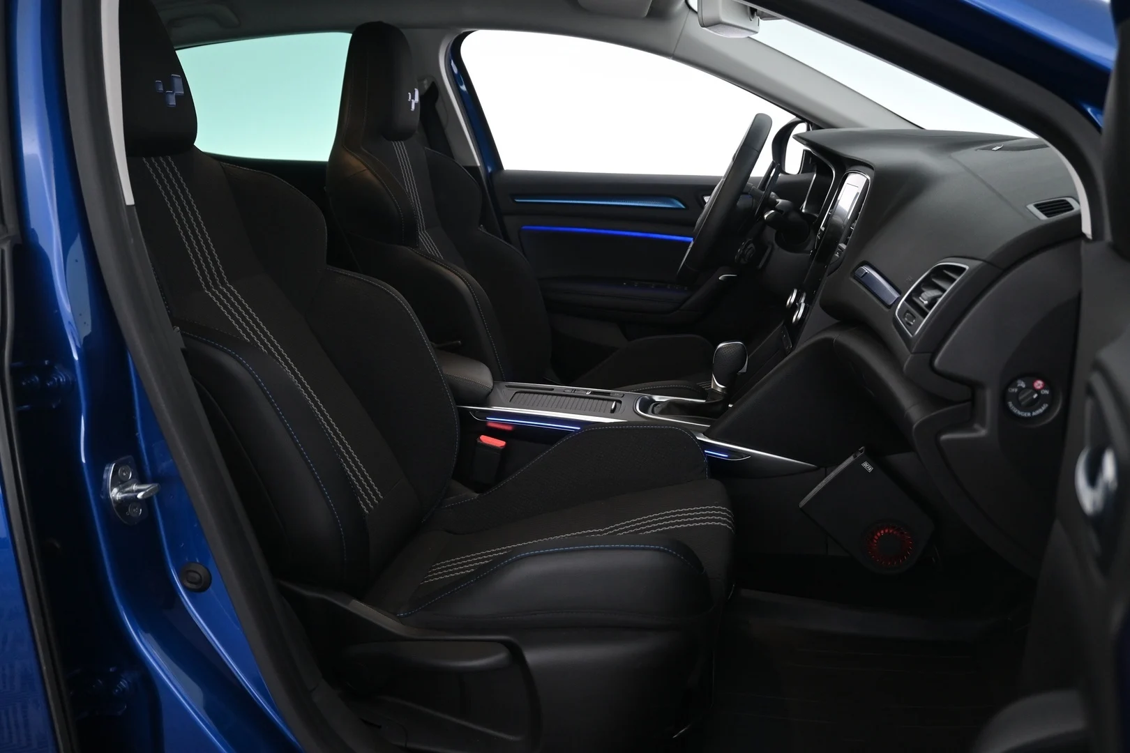 Car Image - 4gEe0PoxPzkaSqK9IxJcUV
