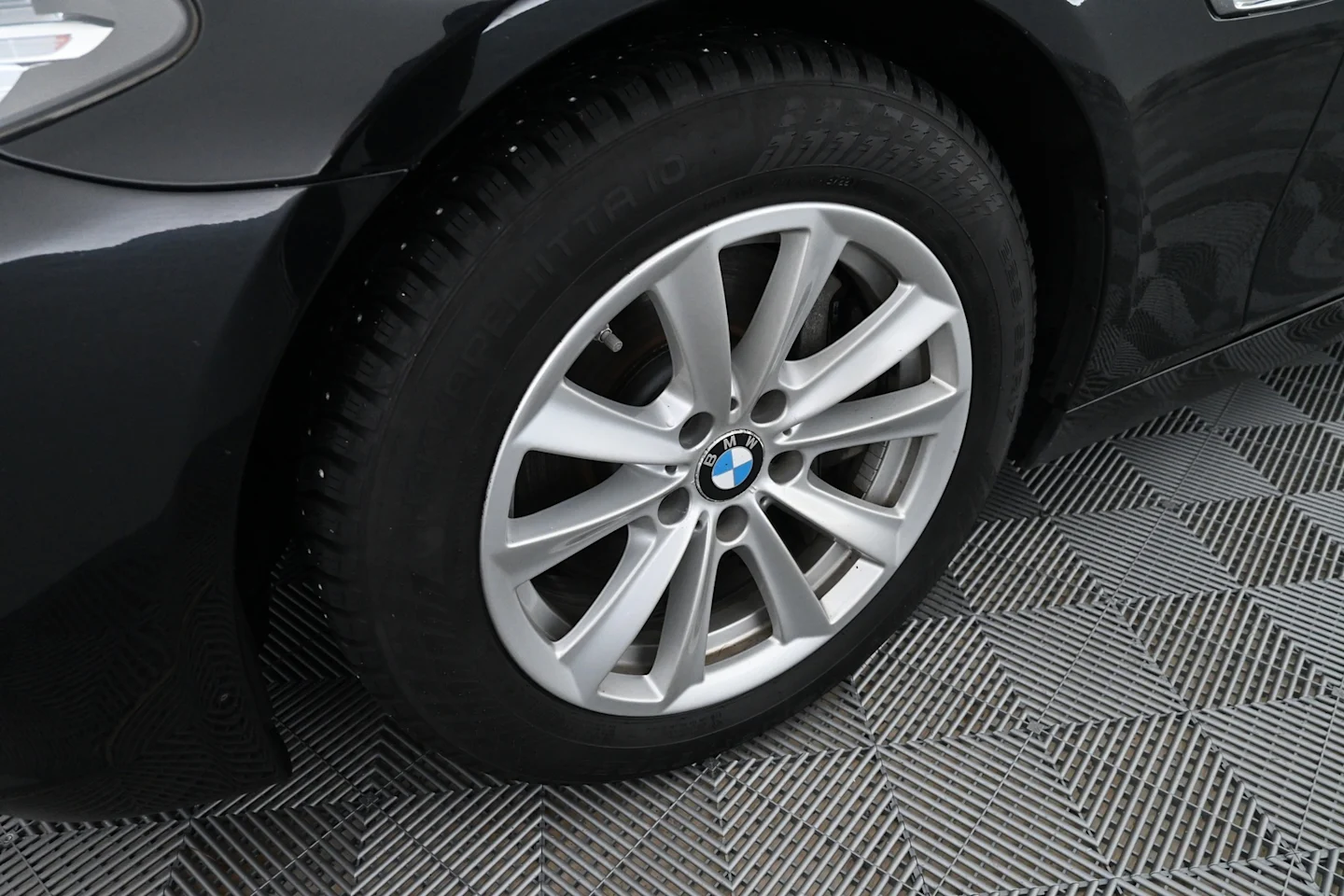 Car Image - 35jeoo7AAId1uAR5CxVaQ2
