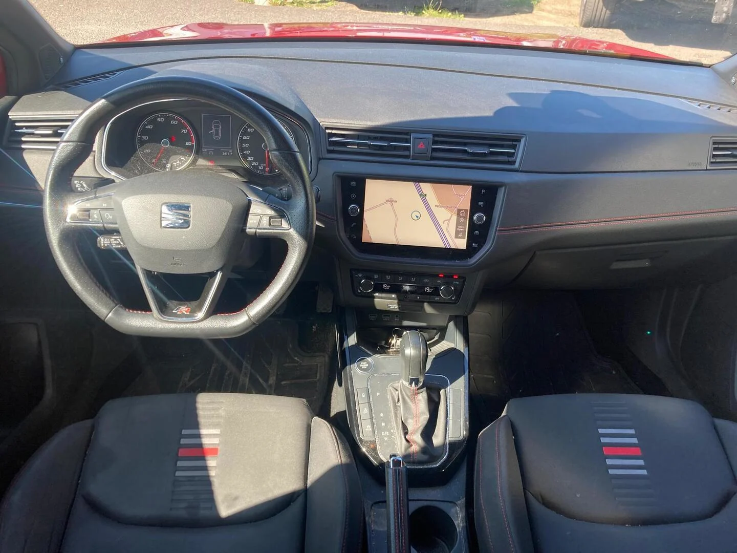 Car Image - 5yoOV7RVGWIYShLXrjMVZ4