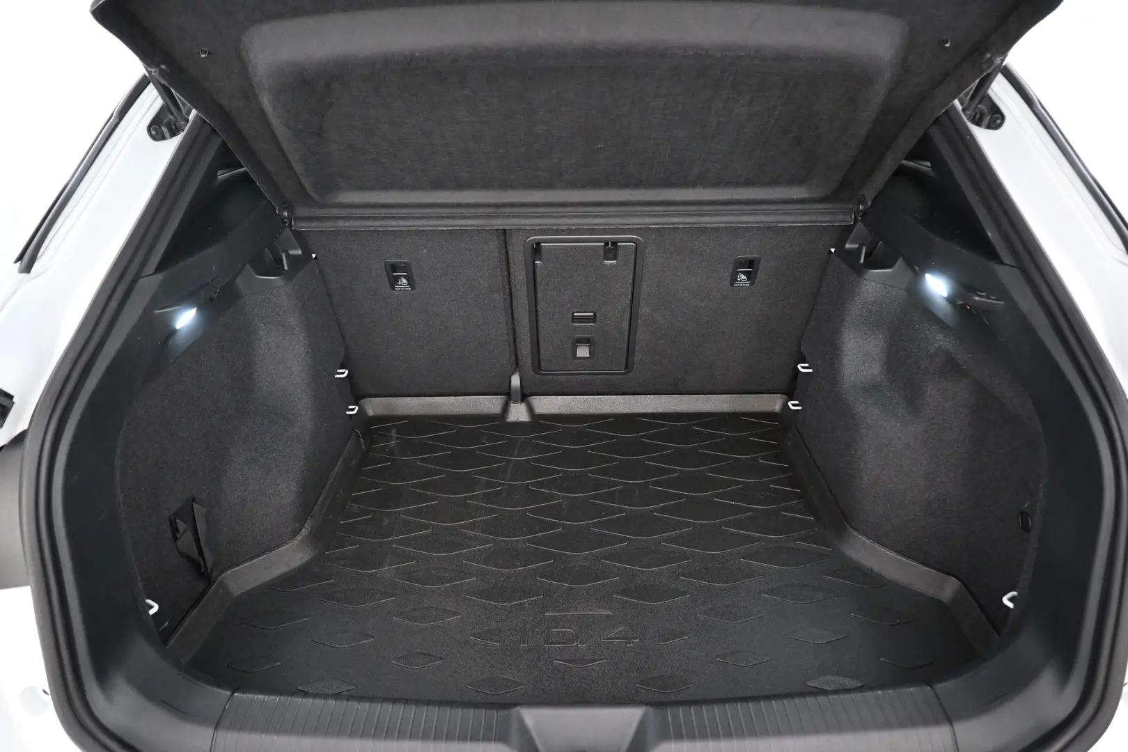 Car Image - 5lceOZENu2wn0EEBevg469