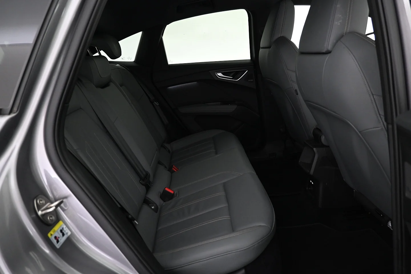 Car Image - 4f6lcNLgF0QAo1QeT6K9f1