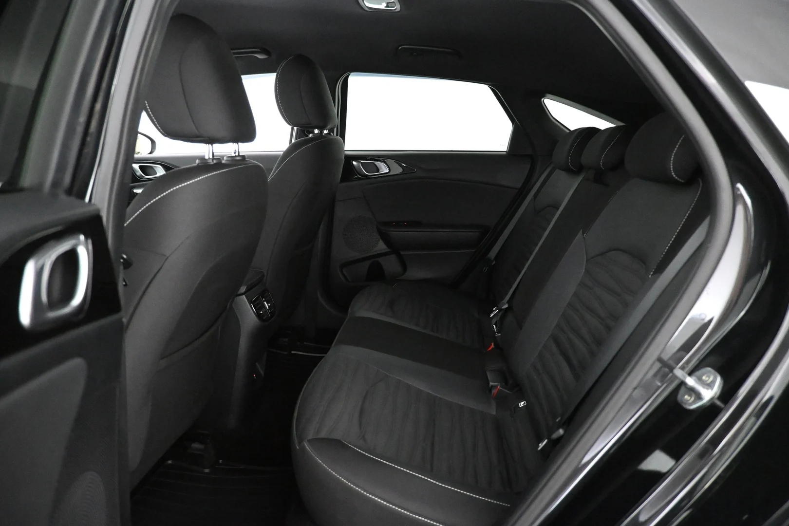 Car Image - 1yTiUoVE5soqWmQv1qKJZl