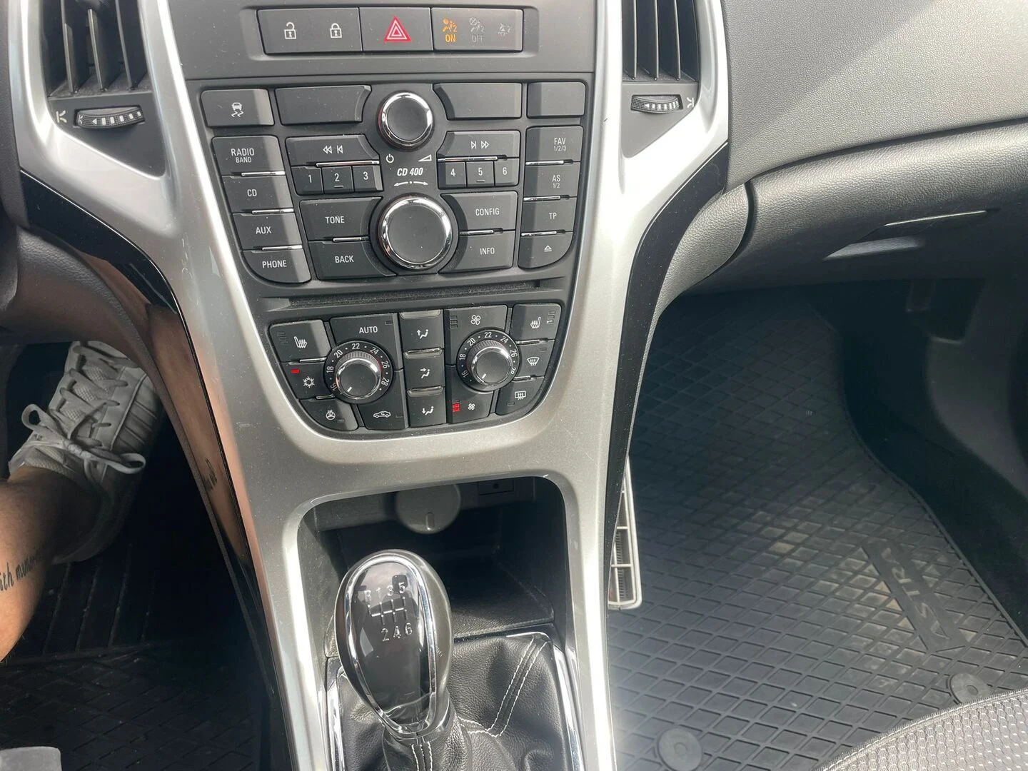Car Image - 516OThyLszsOsQk9JB8dpC