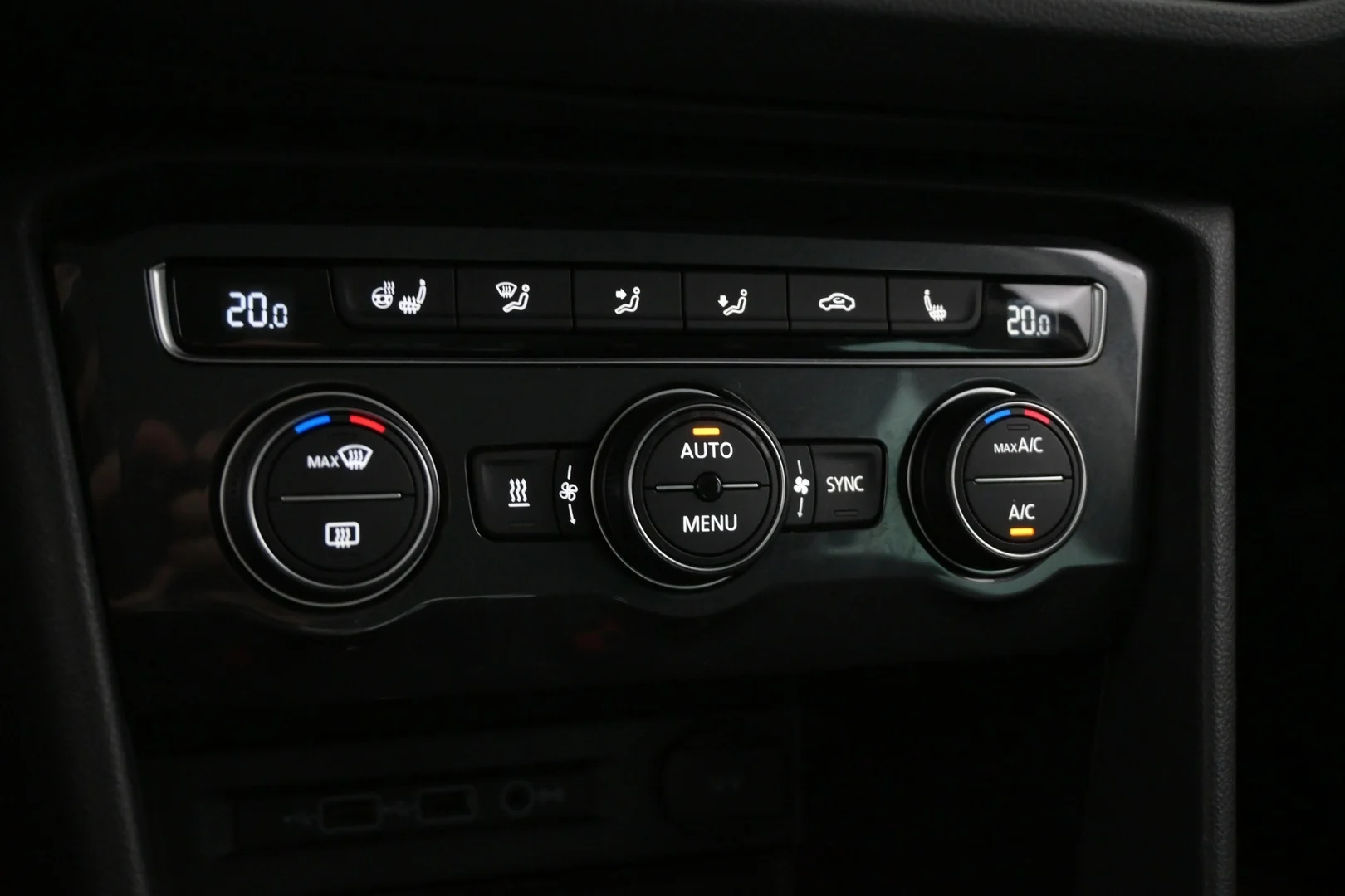 Car Image - T4zFTp3AubsBD2j5sNKiA