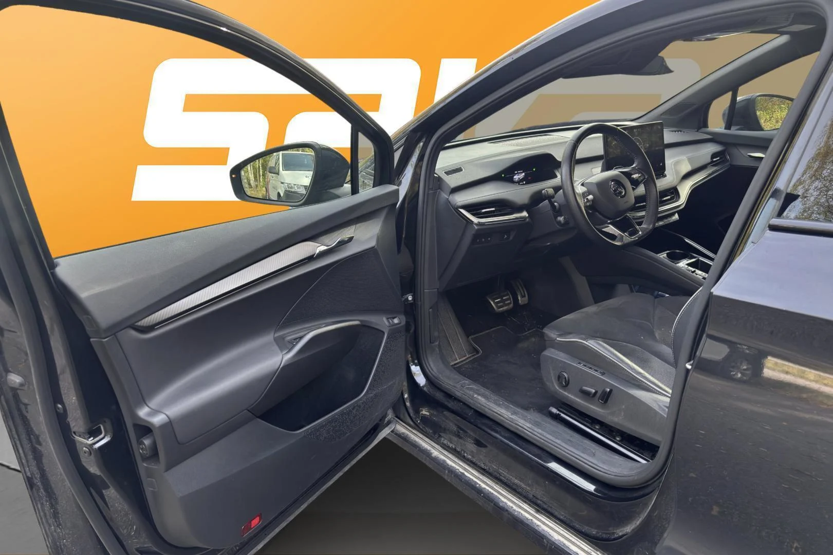 Car Image - 1c9IcmAHcKC5swZZienCns
