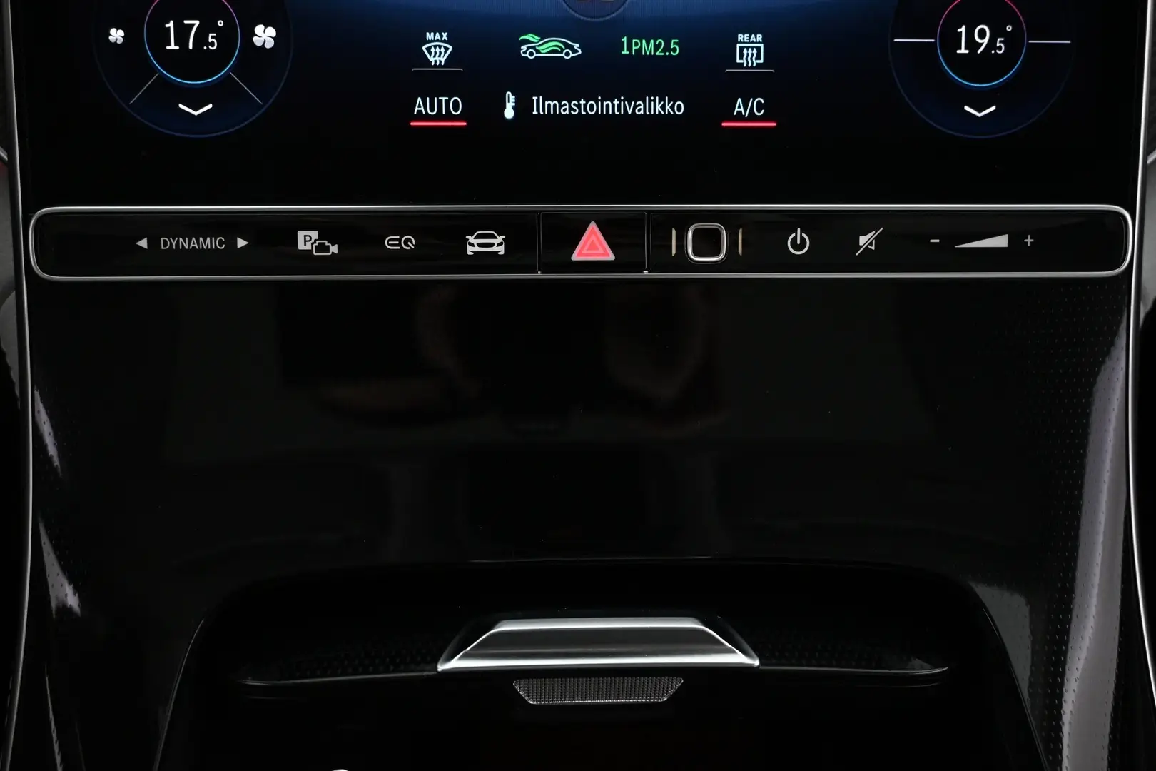 Car Image - 5l1OgJhklM8C4KDSmslPpY