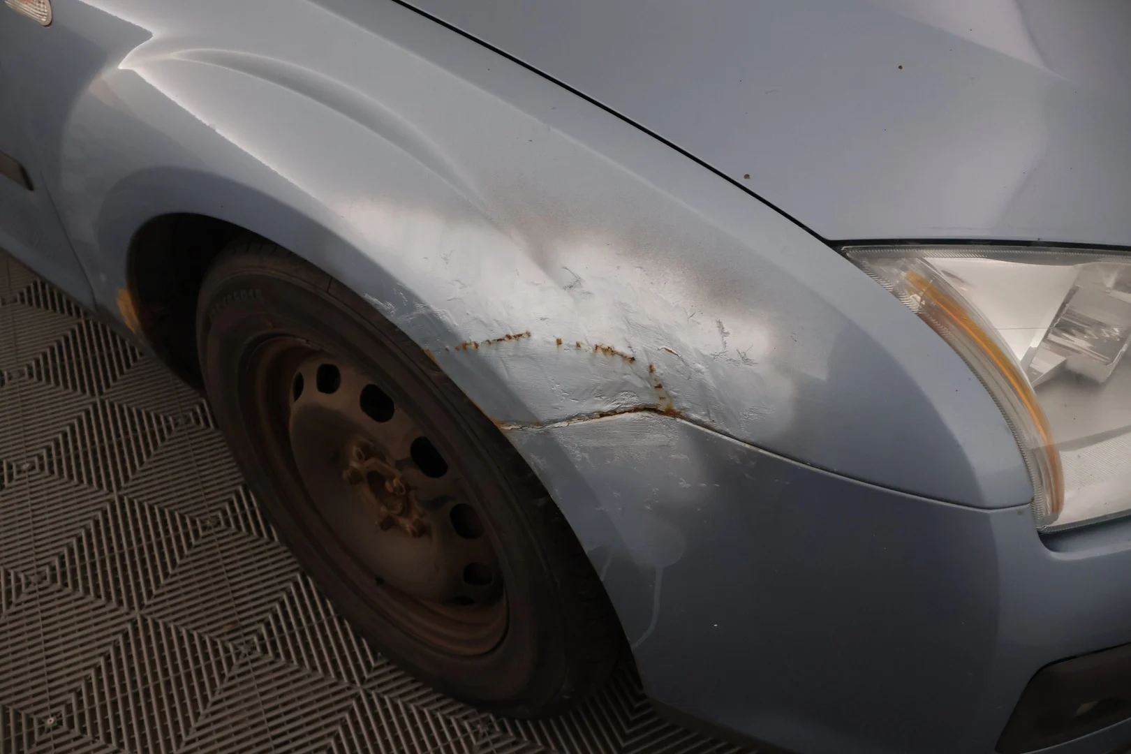 Car Image - 5fQ9B07QdTuhK9kQwpLq0N