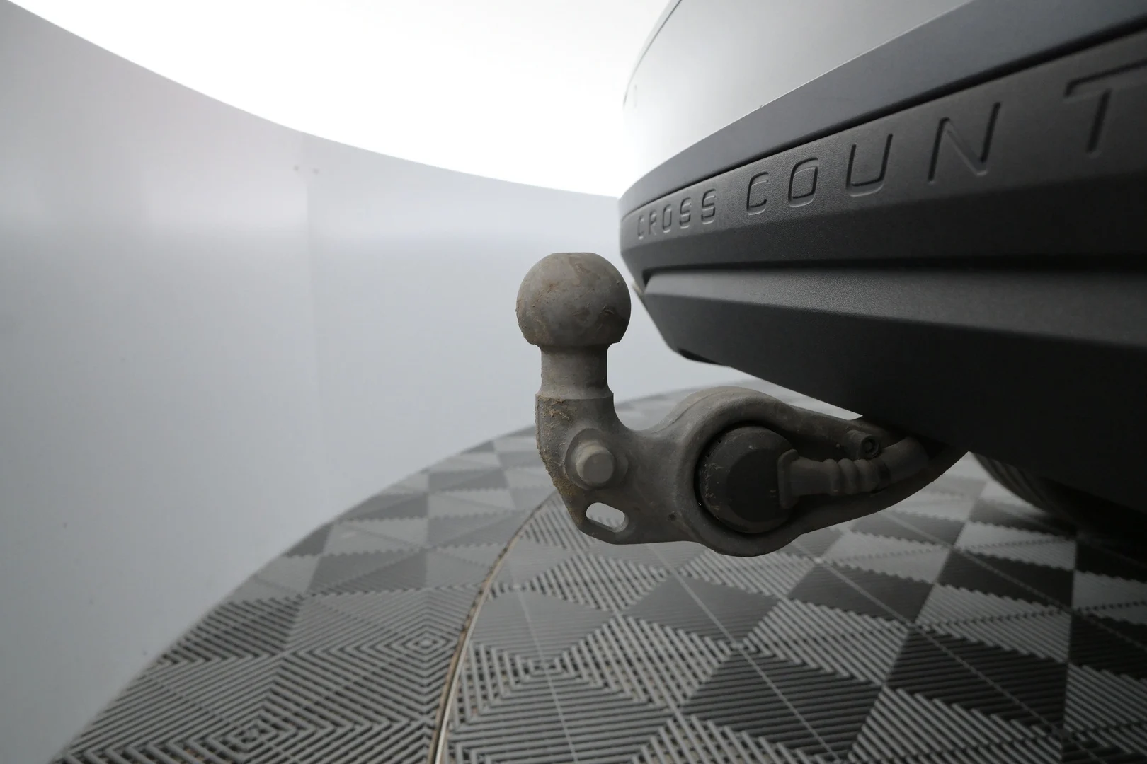 Car Image - 6xBq4B4hWNFwzxV7iS1zg4