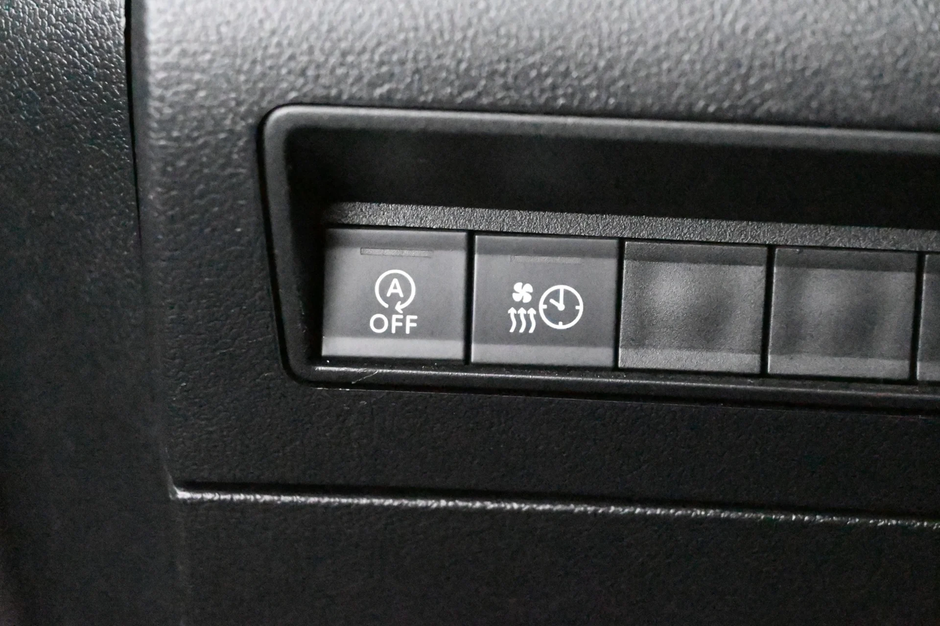 Car Image - zl5Cxtgs1cF4gSU2IgR6r