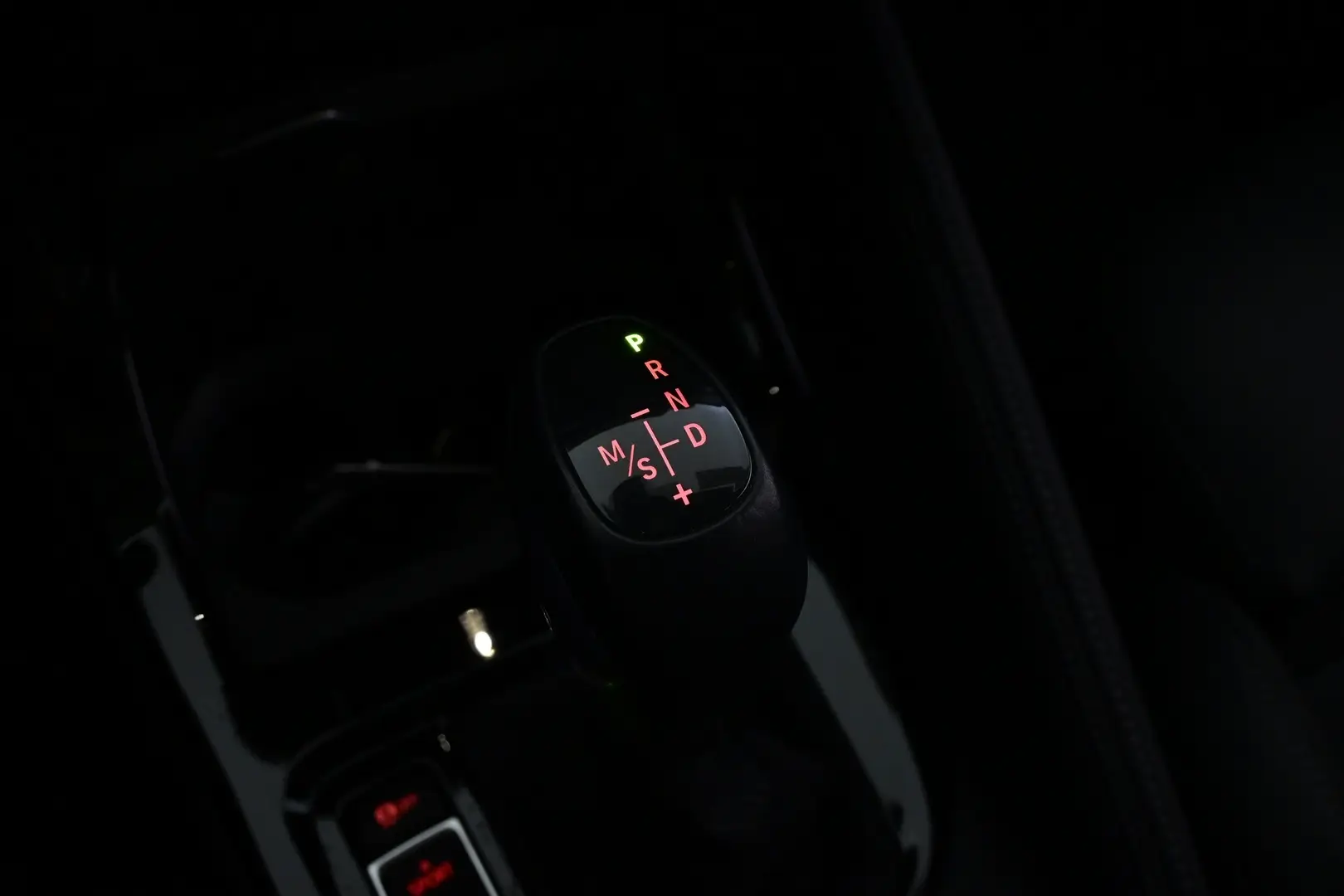 Car Image - 4GQH2LuB9dNzhQ1Fj5JPRX