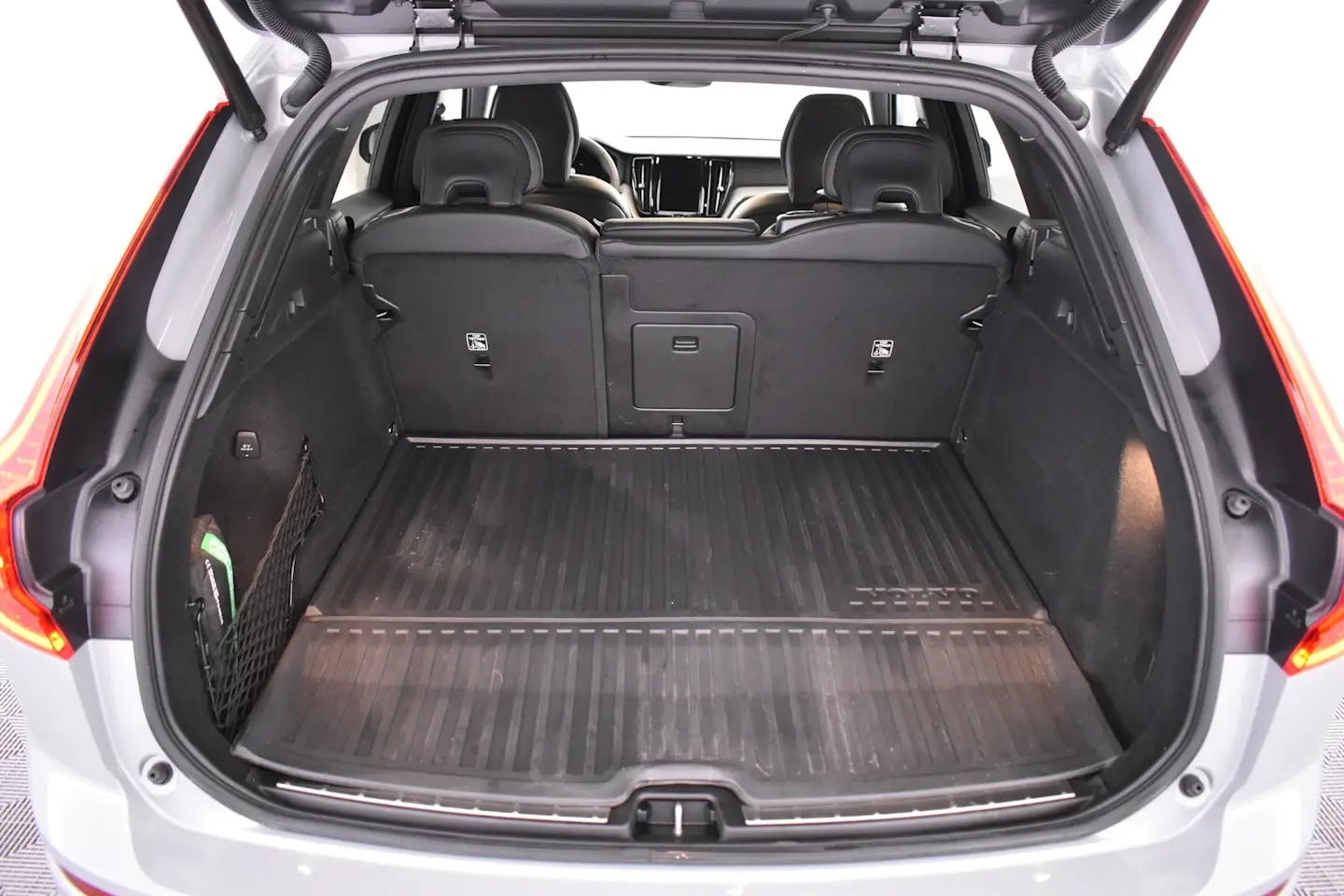 Car Image - 2l8zWTFjzxPQ4ene4M9Mb1