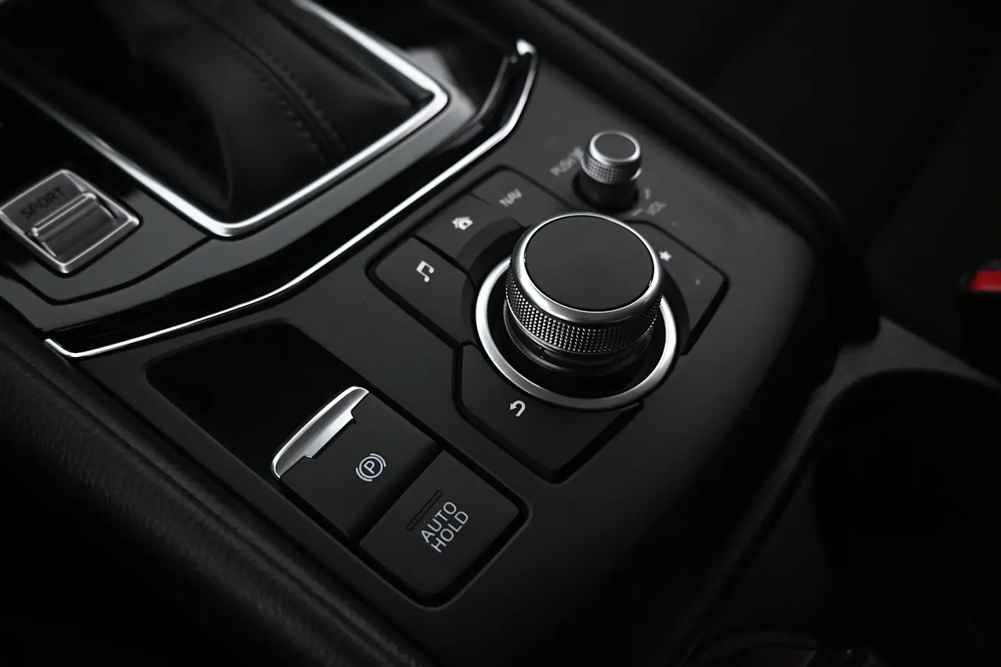 Car Image - 2UvPyFngpEQYrlTzjULitV