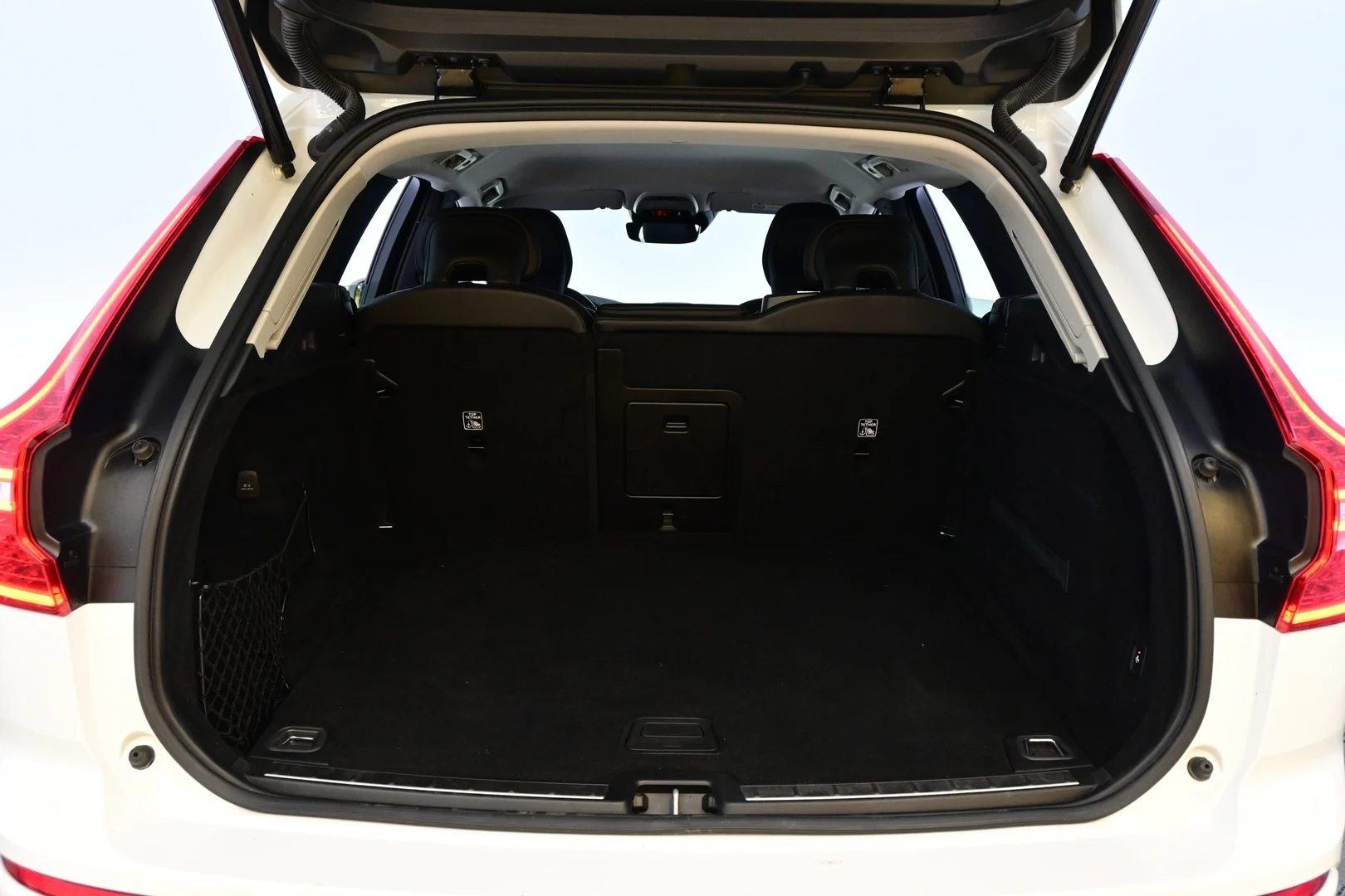 Car Image - 3RqW7m4l2ZwpscenQz5JVK