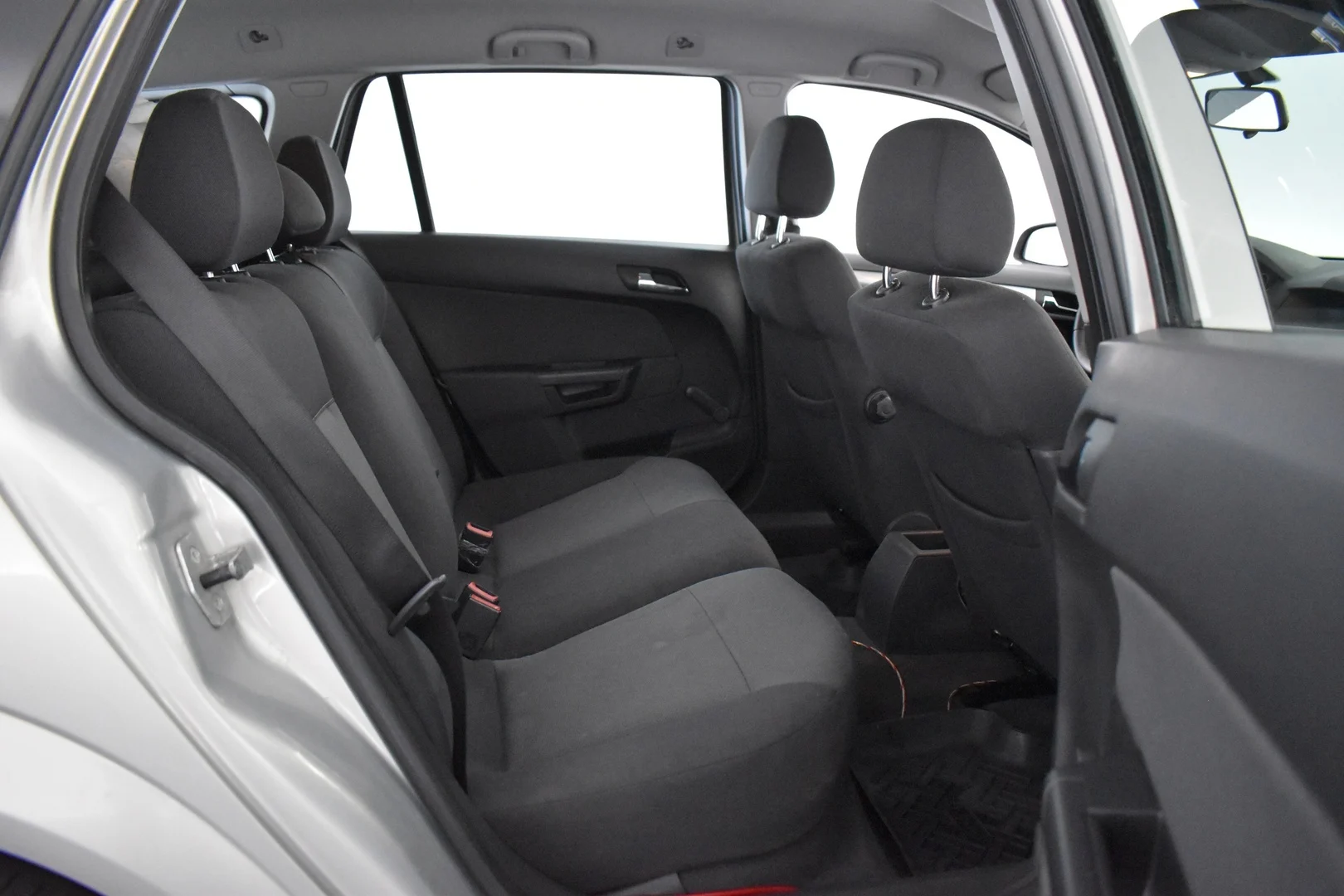 Car Image - 2r2wgVwX2FohgGupuFQHdN