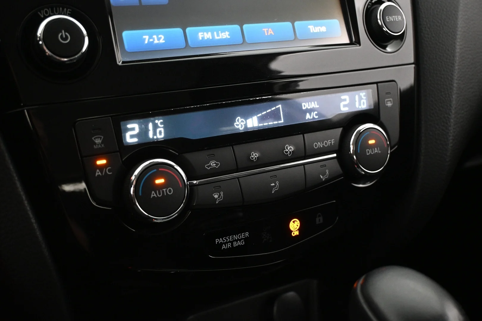 Car Image - 3dX9NNz46xTeuT1pInBSJR