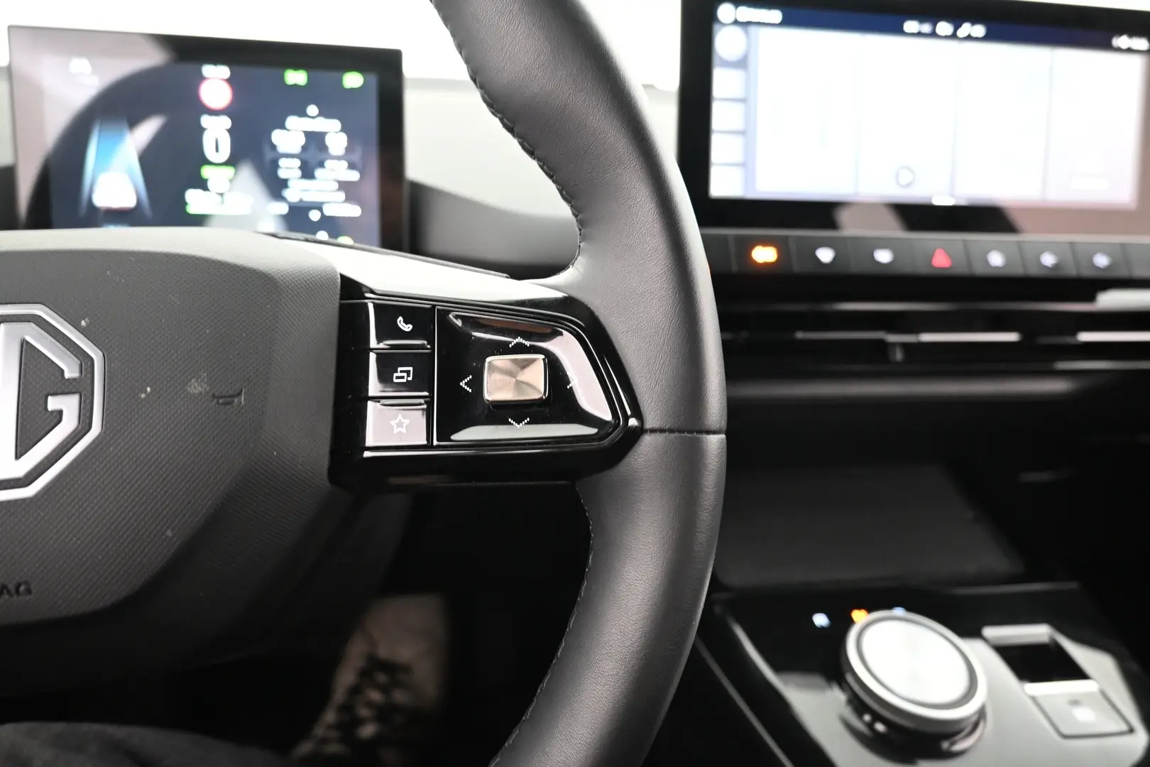 Car Image - 3IT0VAhZsZ7DZMXD5bxoEp