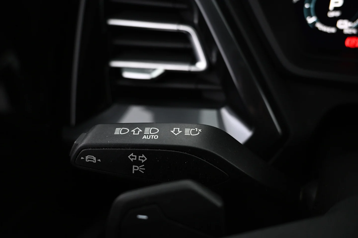 Car Image - 4f6lcNLgF0QAo1QeT6K9f1