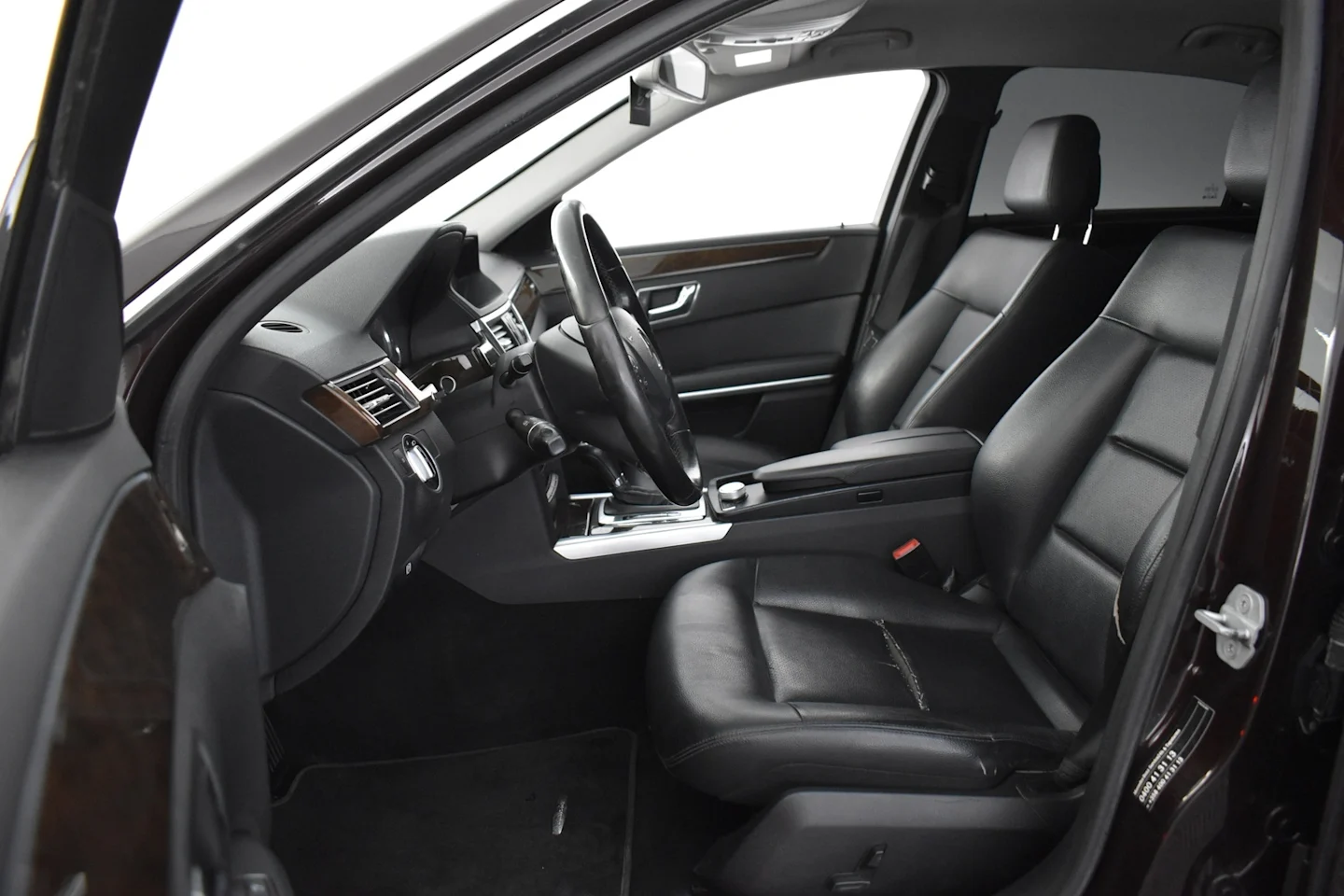 Car Image - 2FRefRx0H2m9Wj79UFgDHp