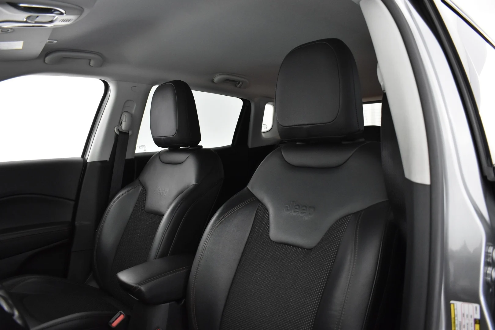 Car Image - 7kS6aF3LT4RlimUHk90vuY