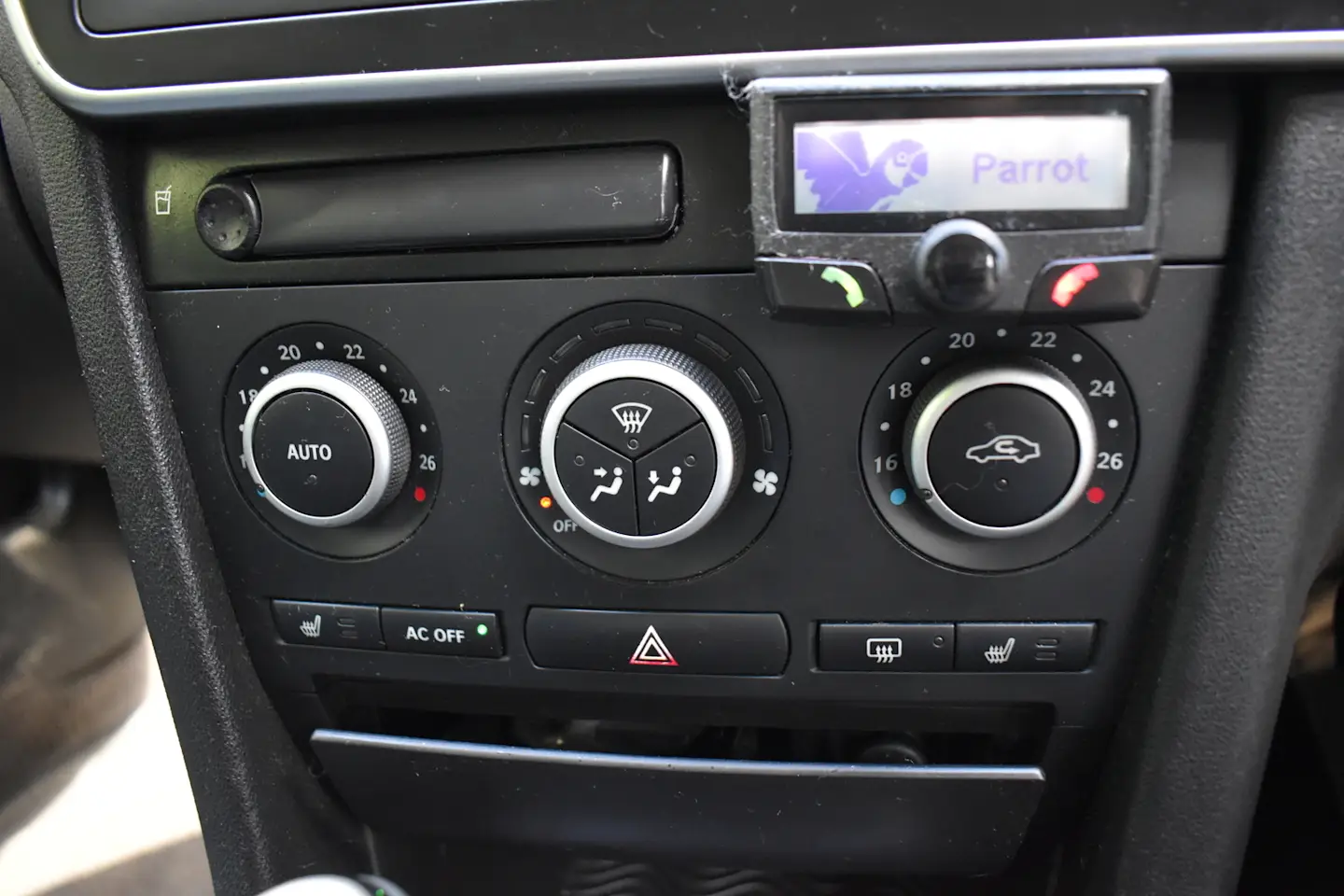 Car Image - 5AbJyASRdMcj7470RIL08k