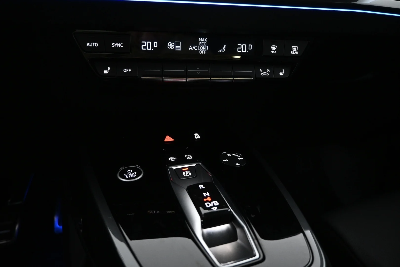 Car Image - 5sMY6gIA99jBMpsN8vJVq7