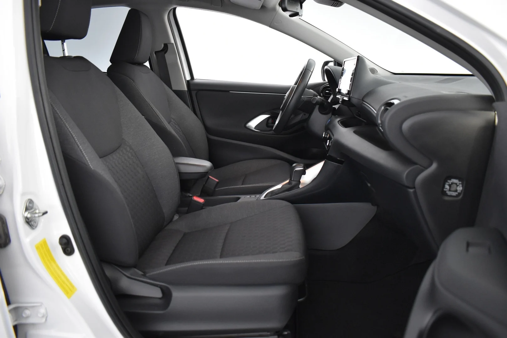 Car Image - 4zheQT2n9VLXR6zXTEF1Go