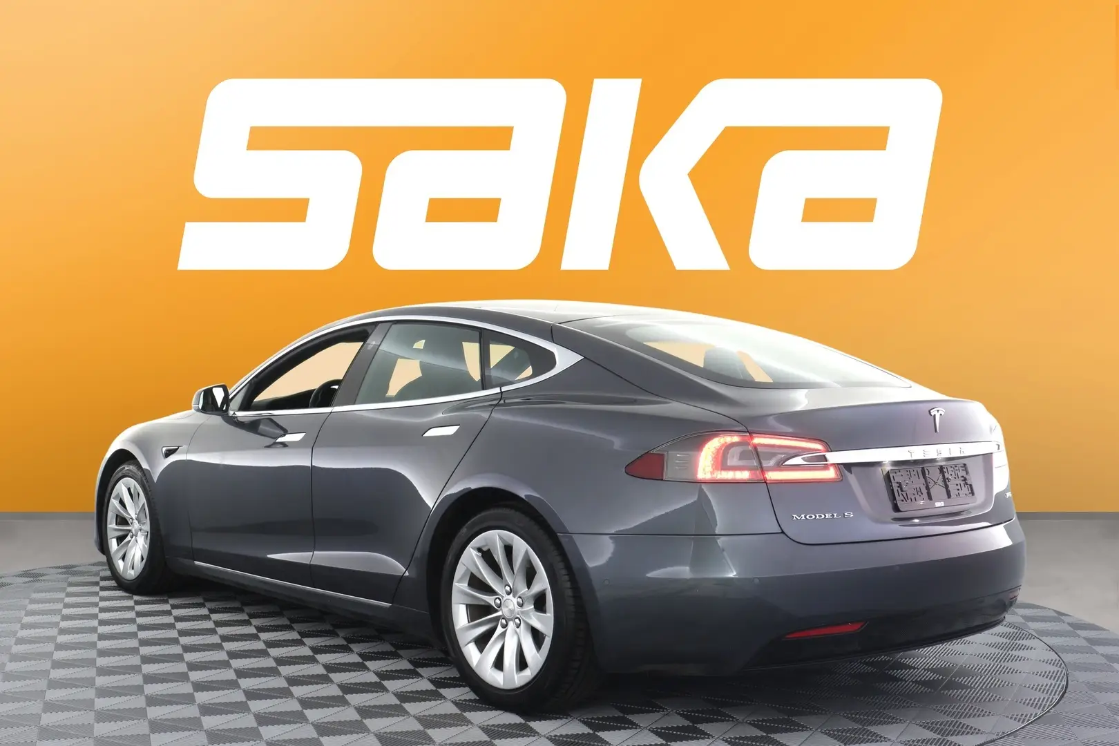 Car Image - c88SvOfYR5ksDAqvTxoUU