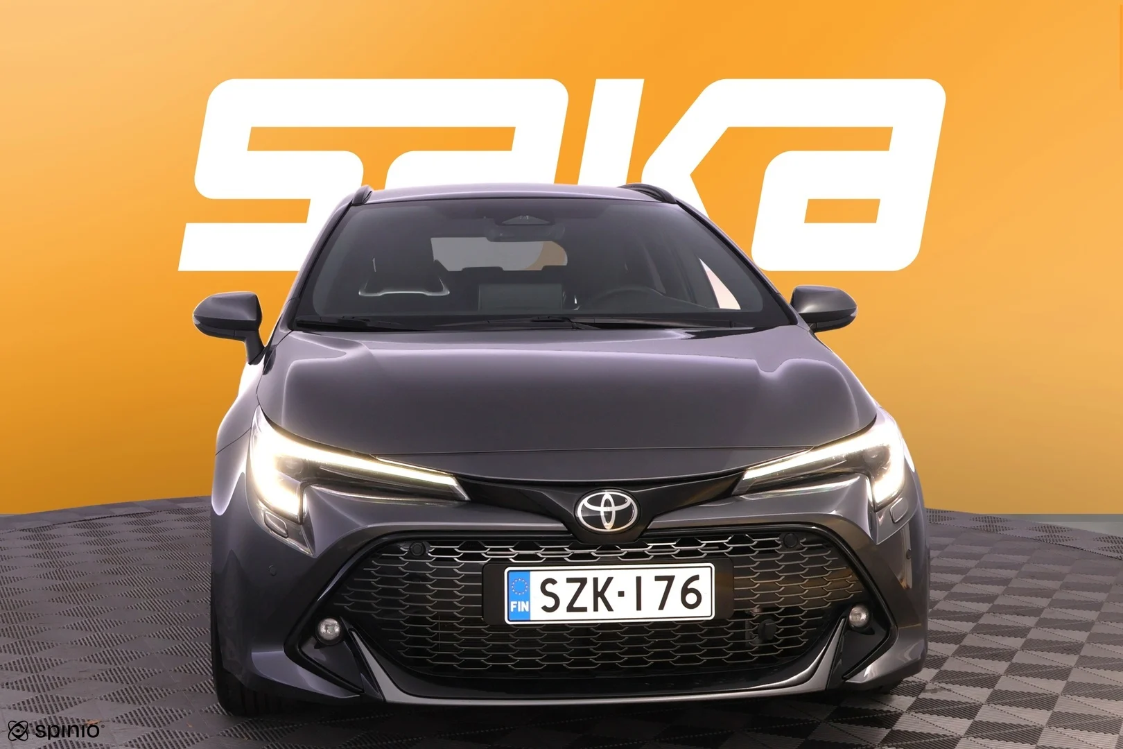 Car Image - 1Lx1Y72VF3r5yUYlL6RI28