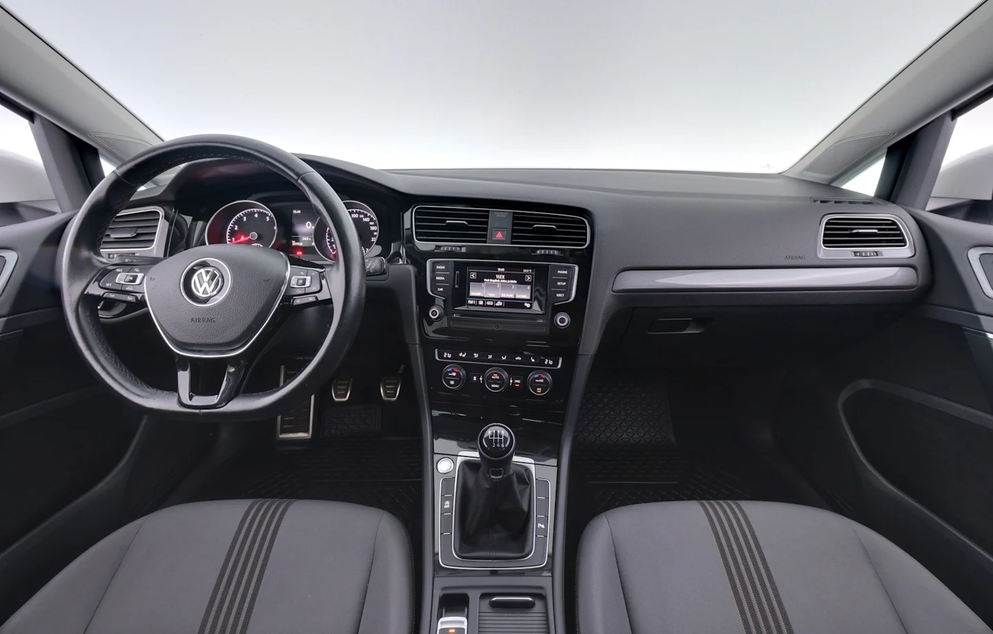 Car Image - 7jrmhSq9ws8WVj8yATCPyU