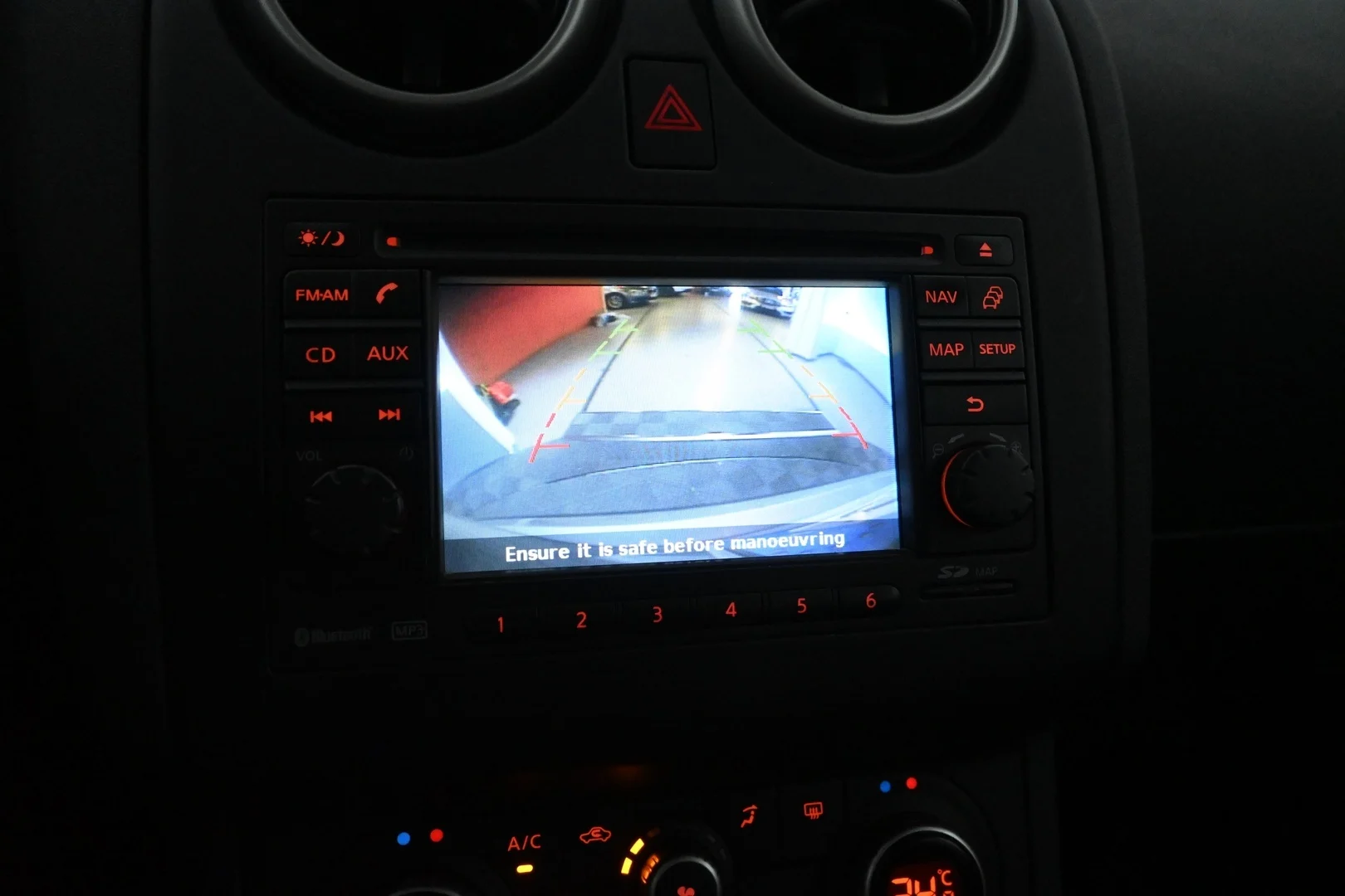 Car Image - 17wj03fBq59DSC4THrWWfd