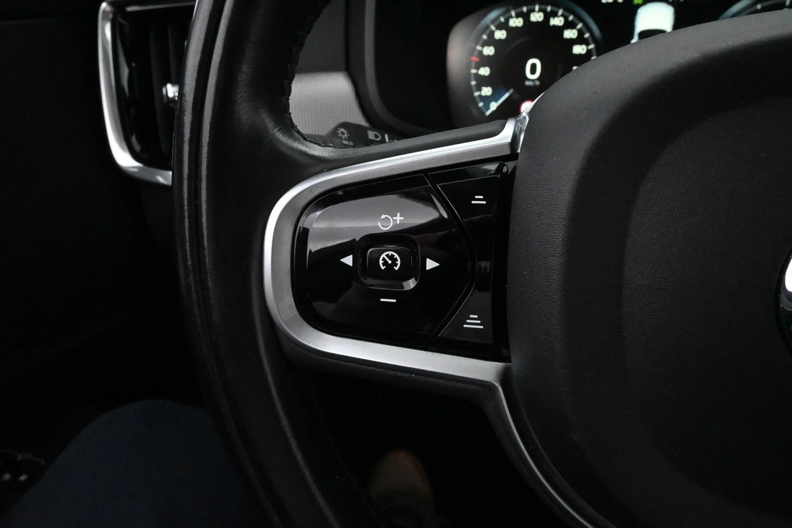 Car Image - 6SRtHhfWnb2gmHZMsi306a