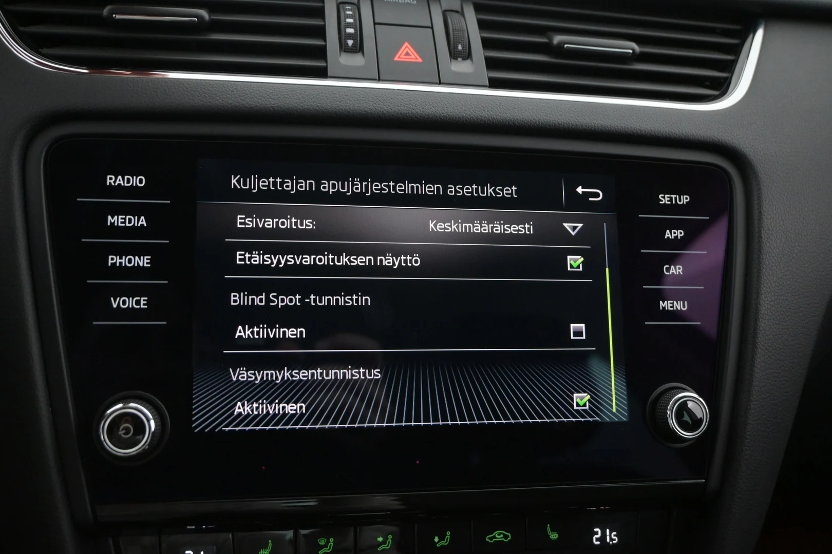 Car Image - 7c22Do19qa1cy0ikMQ6ao