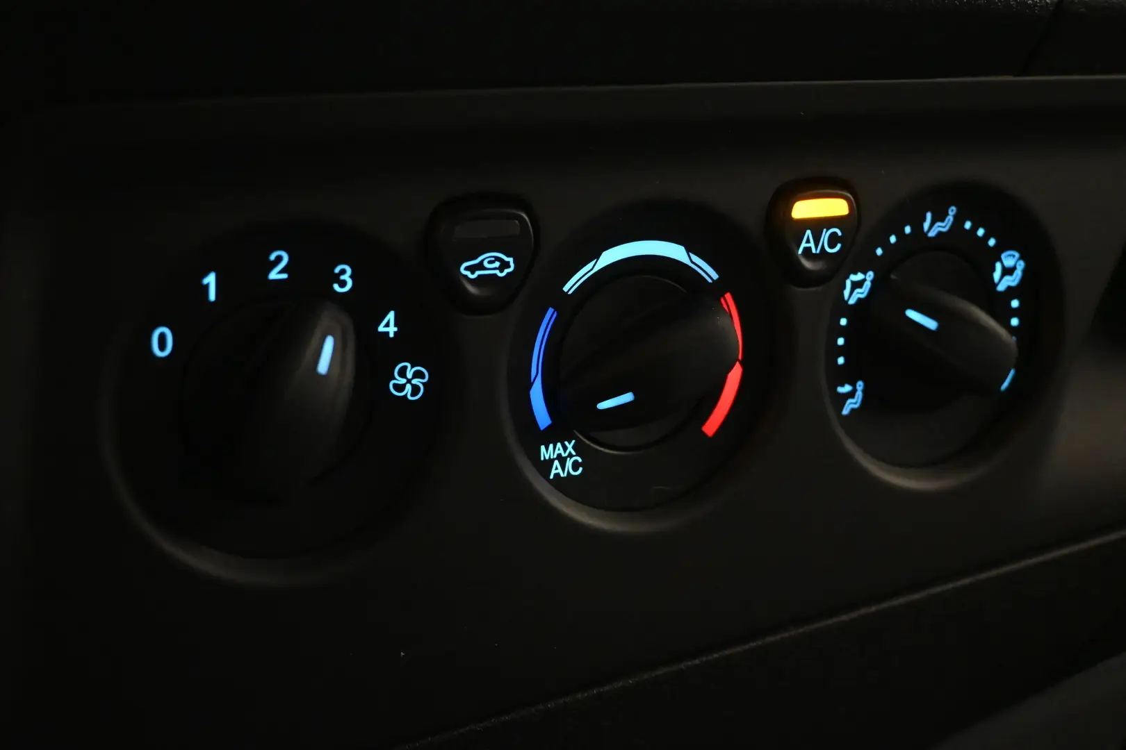 Car Image - 7qa2wtSGAWs9t2UgQsj8nG