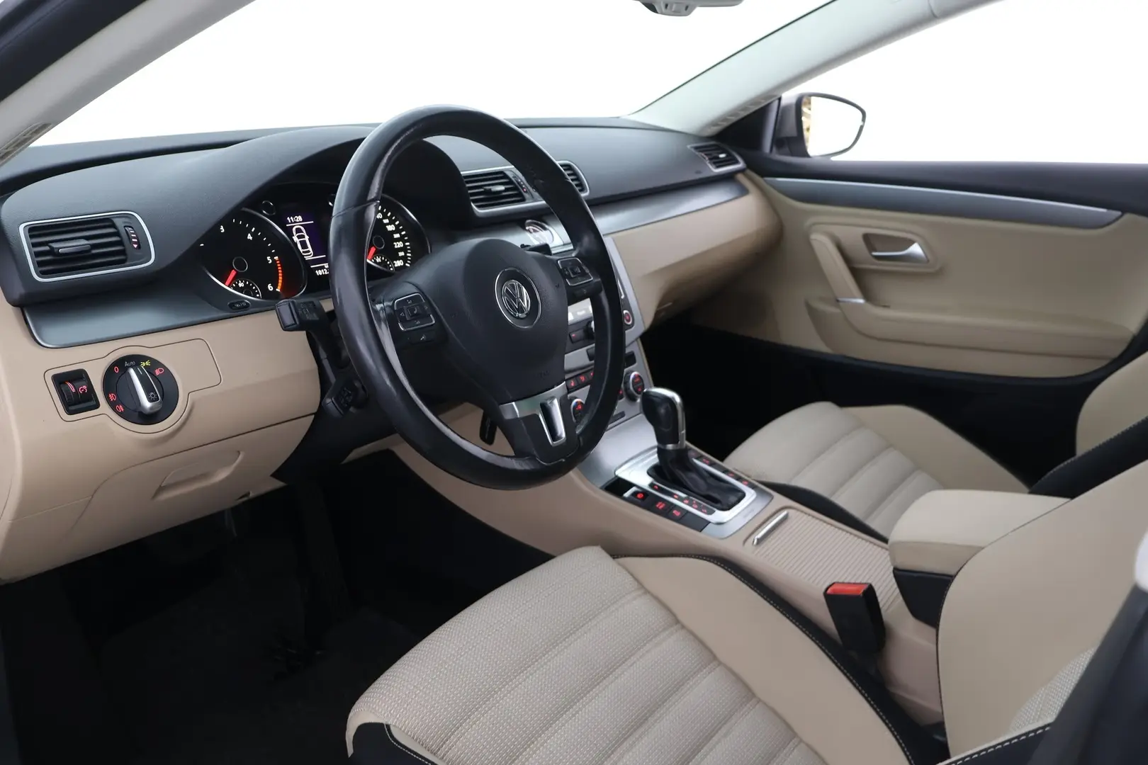 Car Image - 4cAWCTAfRbWRcS1B4Ab7xQ